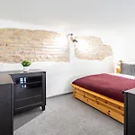 Big Joe Apartment